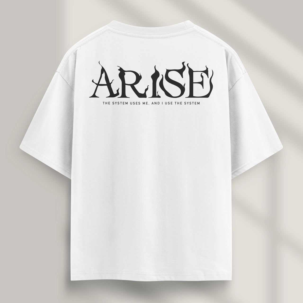 camiseta solo leveling blanca detras