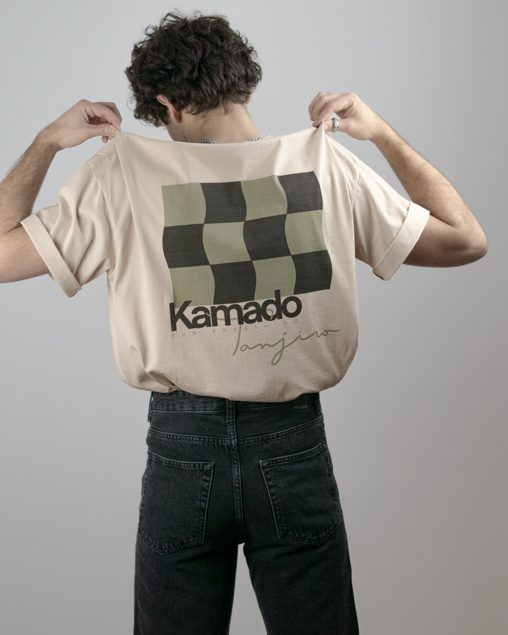 Demon Slayer camiseta tanjiro beige