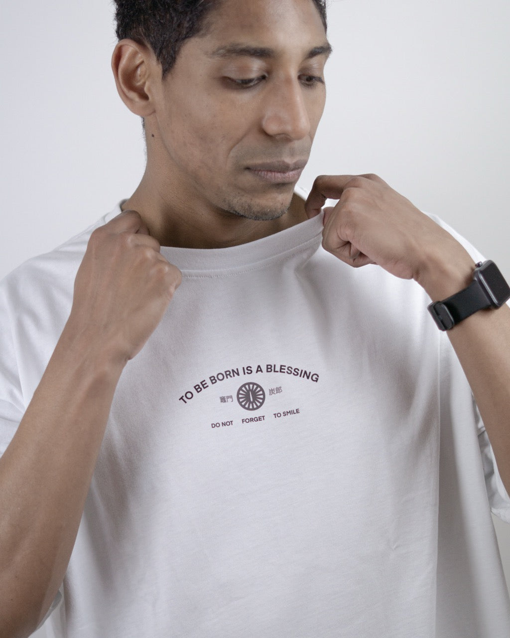 Demon Slayer camiseta tanjiro blanca de frente